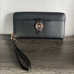 Anne Klein Black and Gold Wristlet Clutch